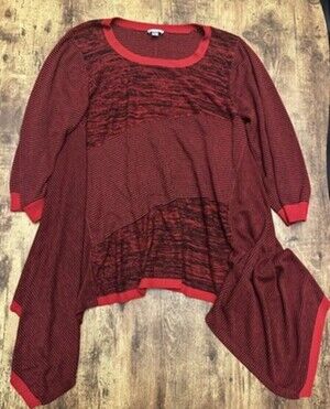 Avenue Red and Black Striped Sharkbite Hem Knit Tunic Top Size 18